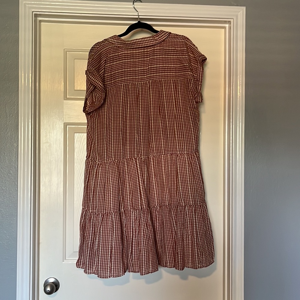 Loft Dress - Picture 3 of 3